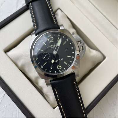 Panerai Luminor GMT Automatic Black/Silver/Black