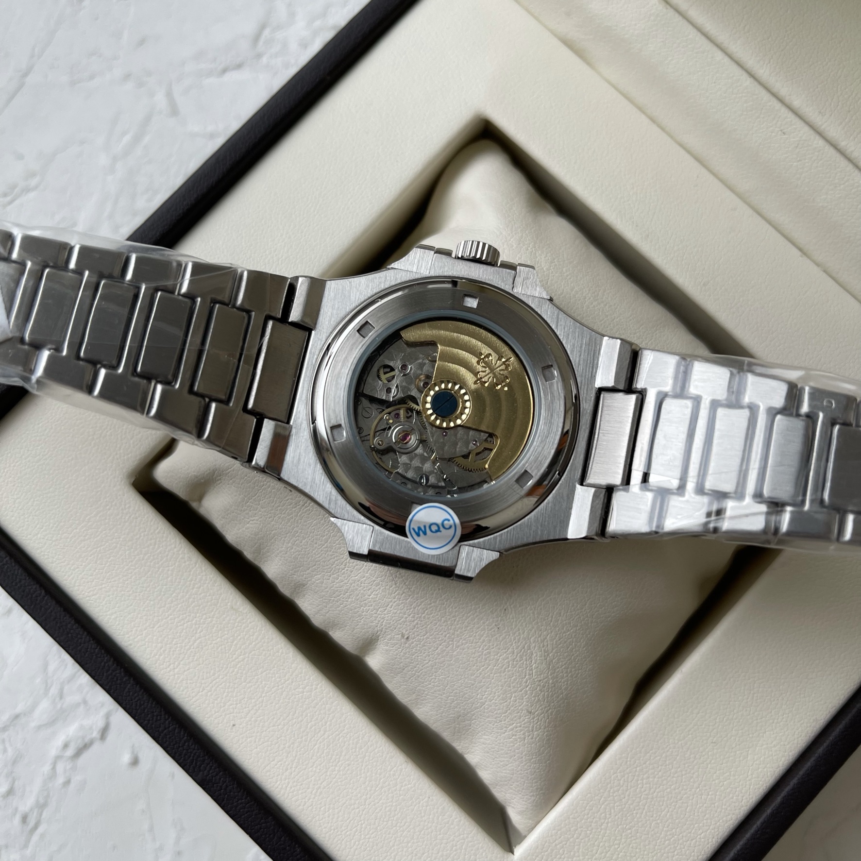 Patek Philippe Nautilus 5711 Silver White